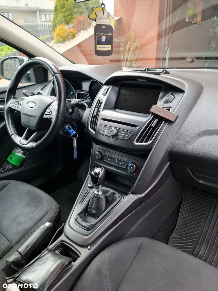 Ford Focus 1.5 TDCi Trend - 14