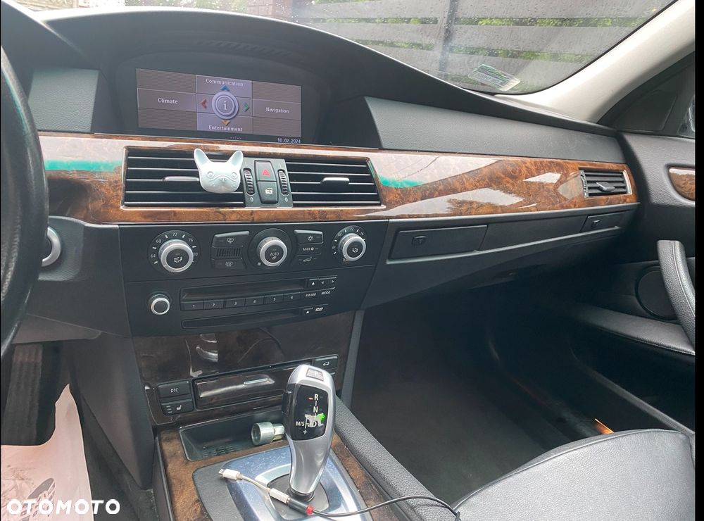 BMW Seria 5 535i Sport-Aut - 6