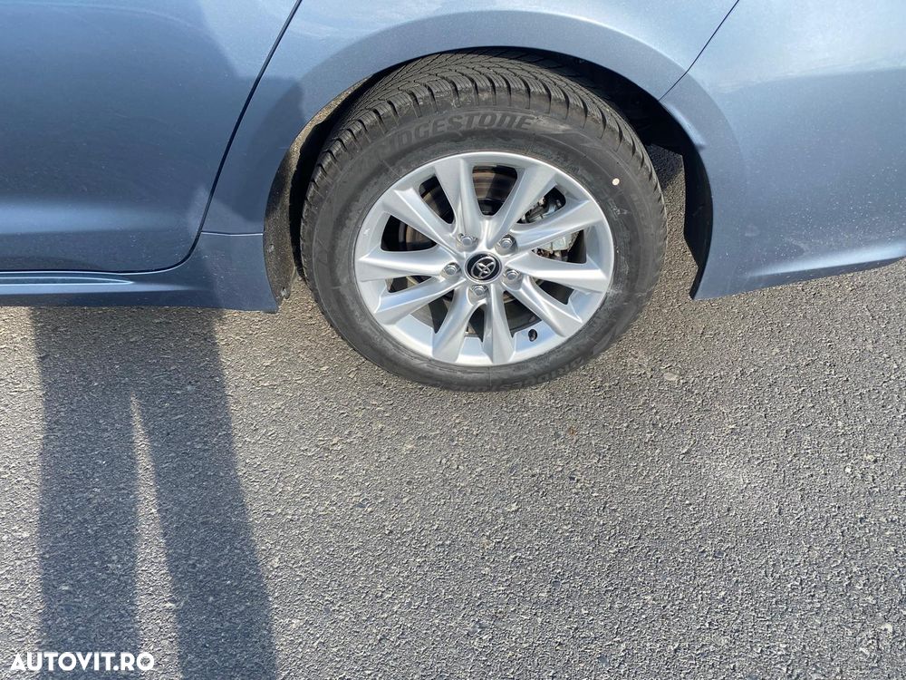 Toyota Corolla 1.8 HSD Business - 13