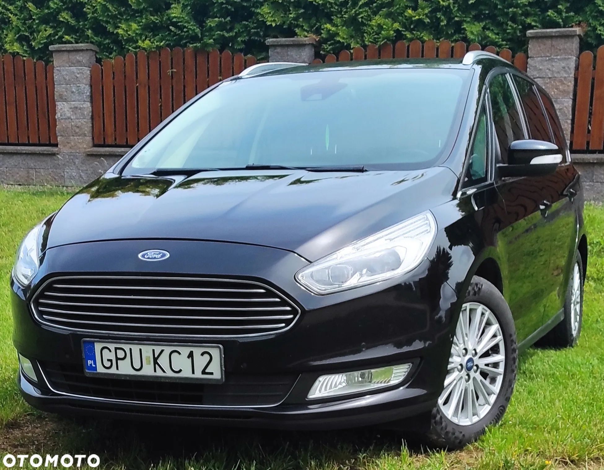 Ford Galaxy - 1