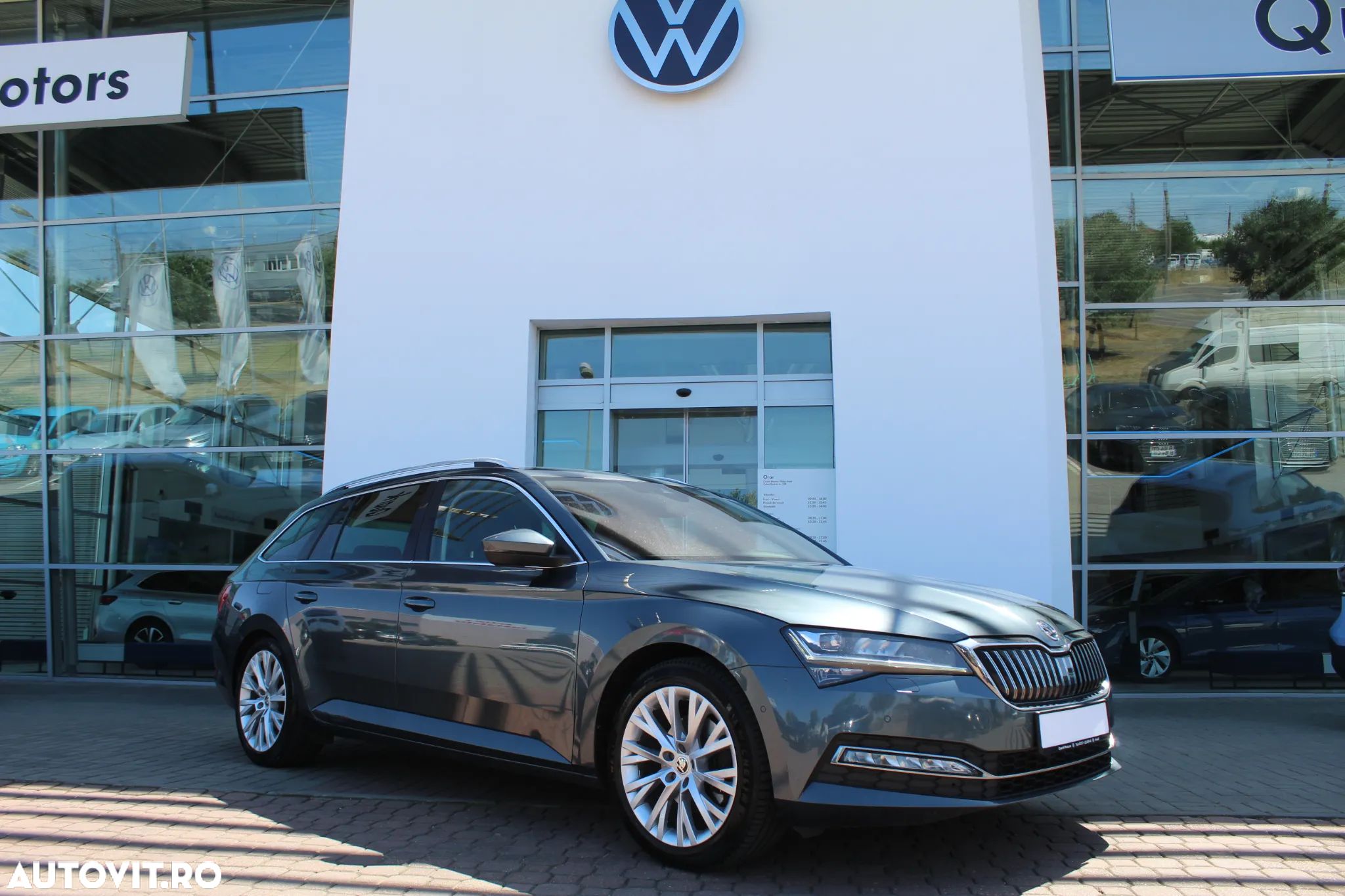 Skoda Superb Combi 2.0 TDI DSG Style - 1
