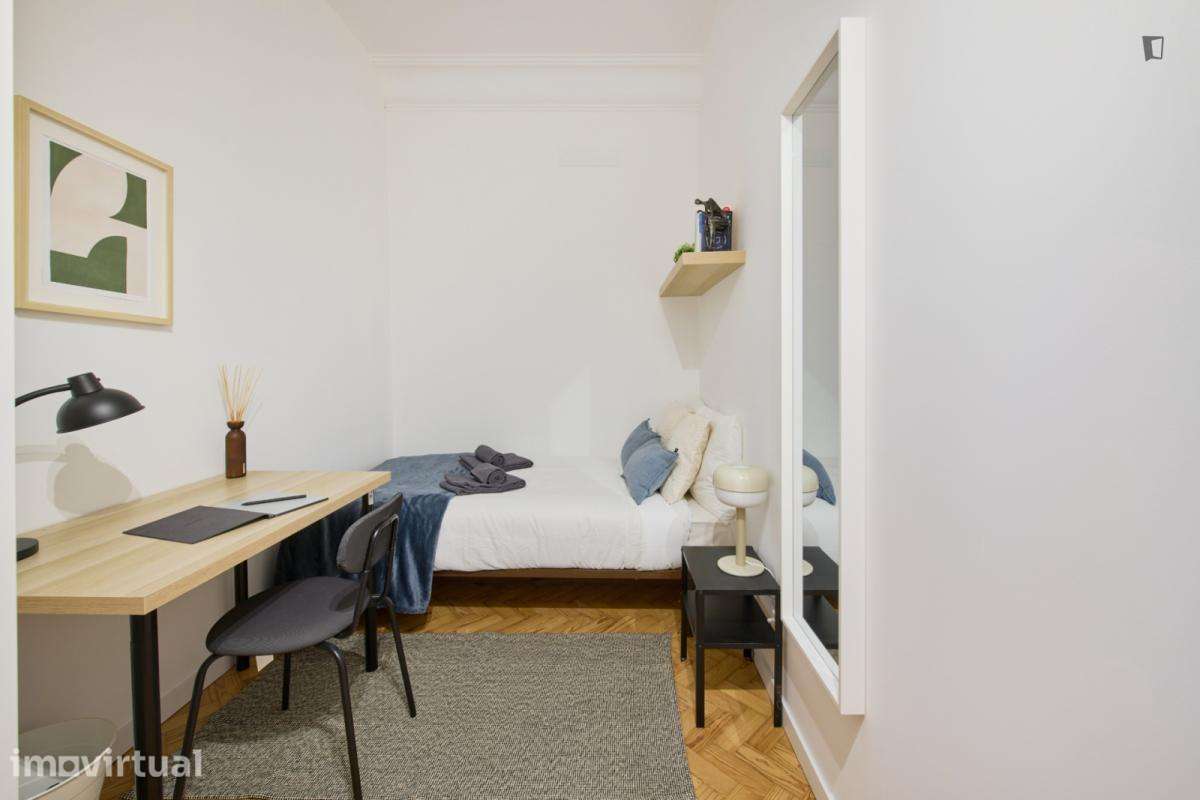 Quarto - localizado em Entrecampos Lisbon - Grande imagem: 2/38