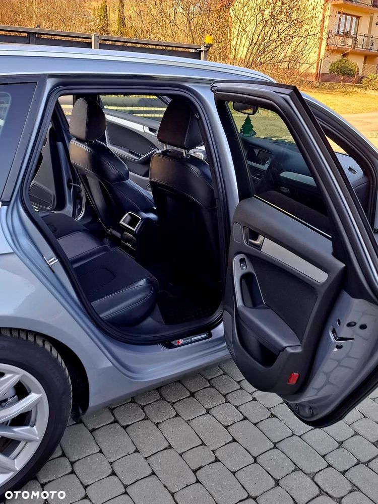 Audi A4 Avant 2.0 TDI e DPF S line Sportpaket - 28