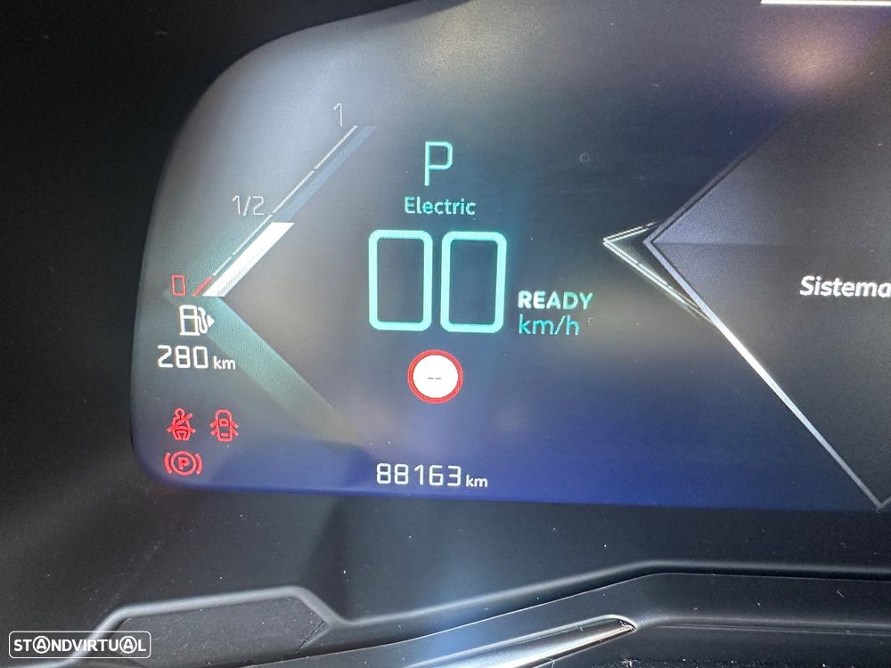 DS DS7 Crossback E-Tense Performance Line EAT8 - 8