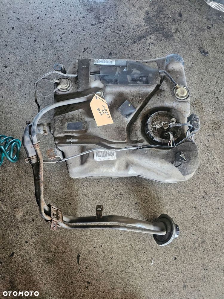 zbiornik paliwa bak mazda 3 bk benzyna - 1