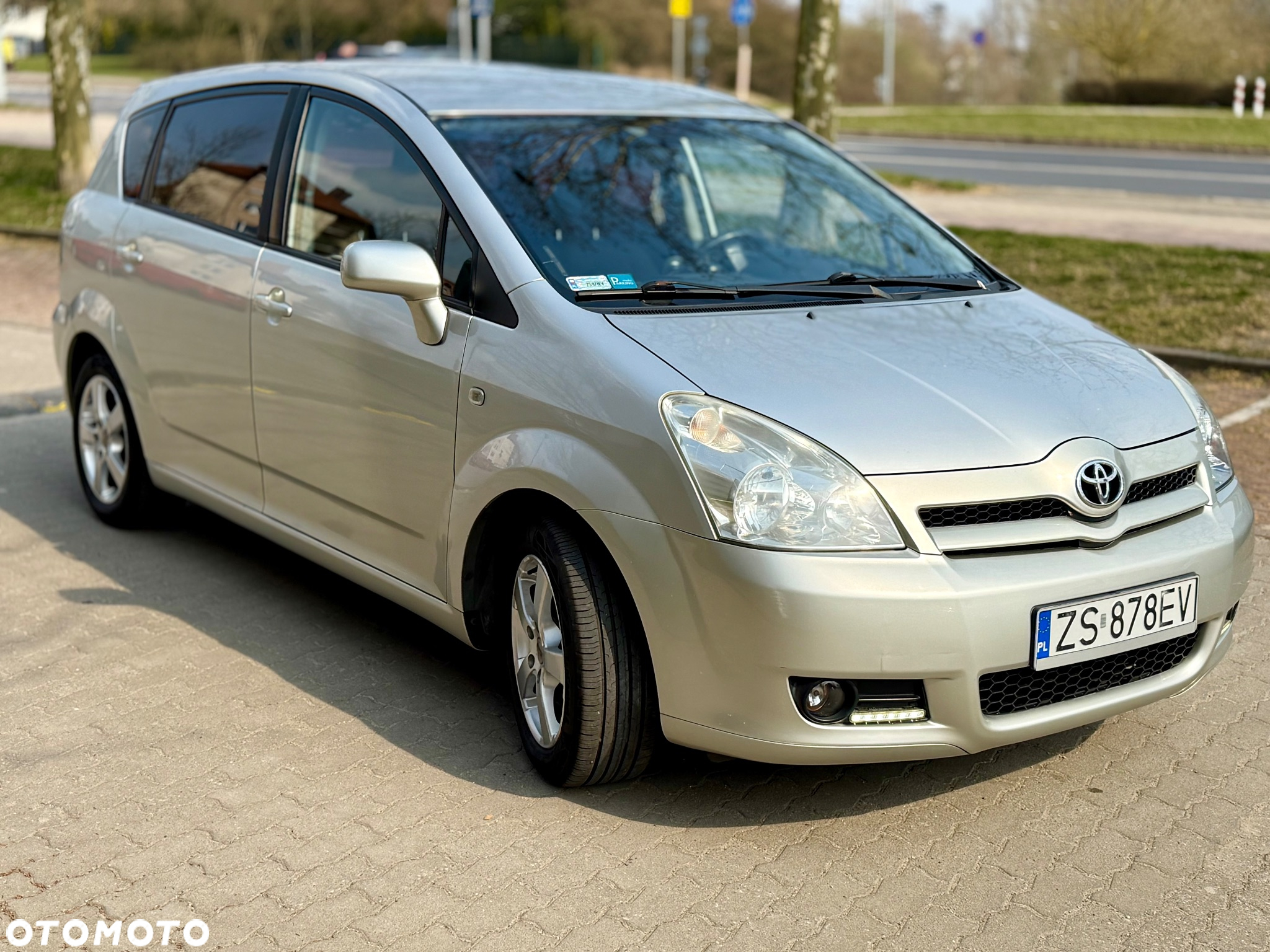 Toyota Corolla Verso - 6