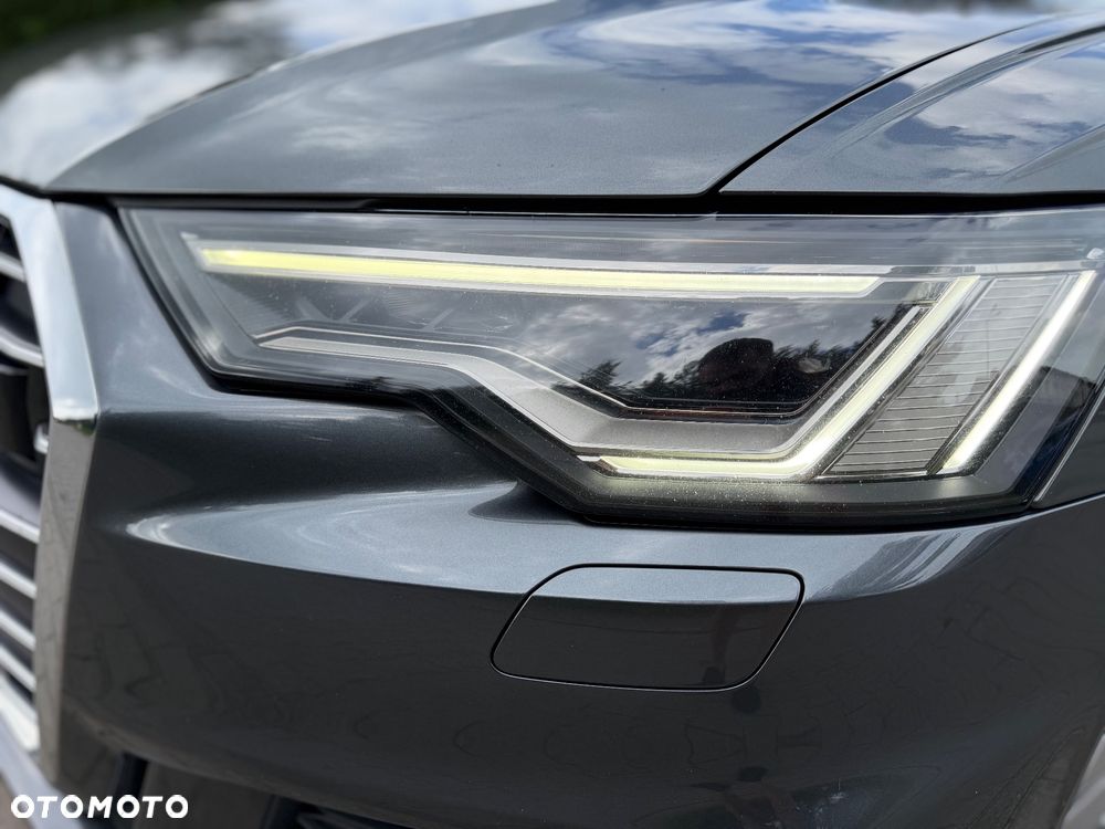 Audi A6 Avant 40 TDI quattro S tronic S line - 24