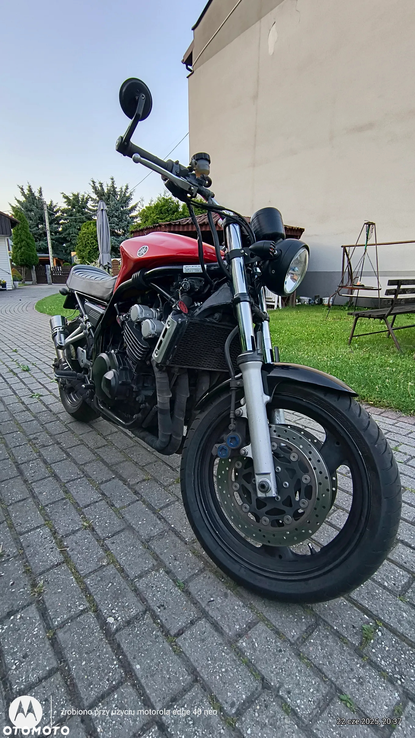 Yamaha FZS - 2
