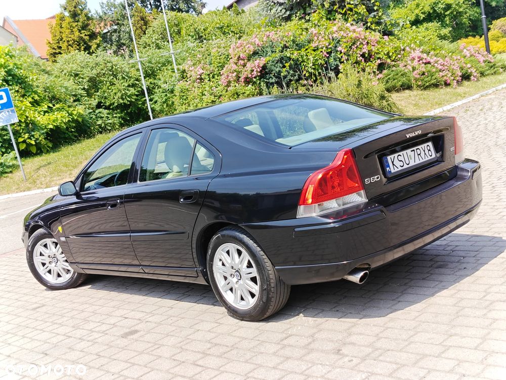 Volvo S60 2.4D5 Momentum - 2