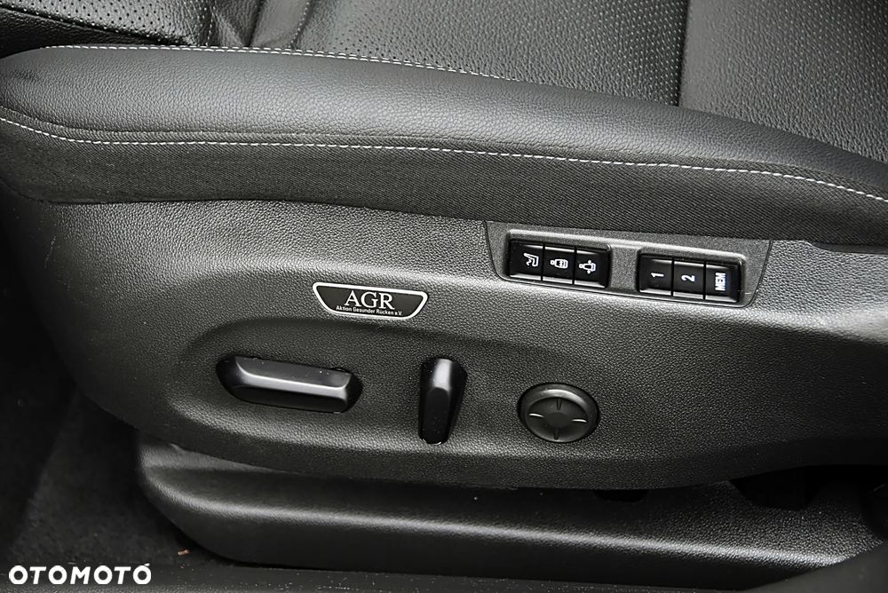 Opel Insignia 2.0 BiTurbo 4x4 Innovation - 19