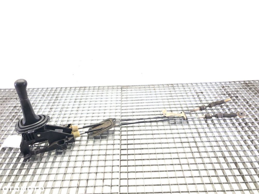 DŹWIGNIA ZMIANY BIEGÓW - 69.00 PLN - TOYOTA YARIS (_P9_) 2005 - 2014 1.0 VVT-i (KSP90_) 51 kW [69 - 1