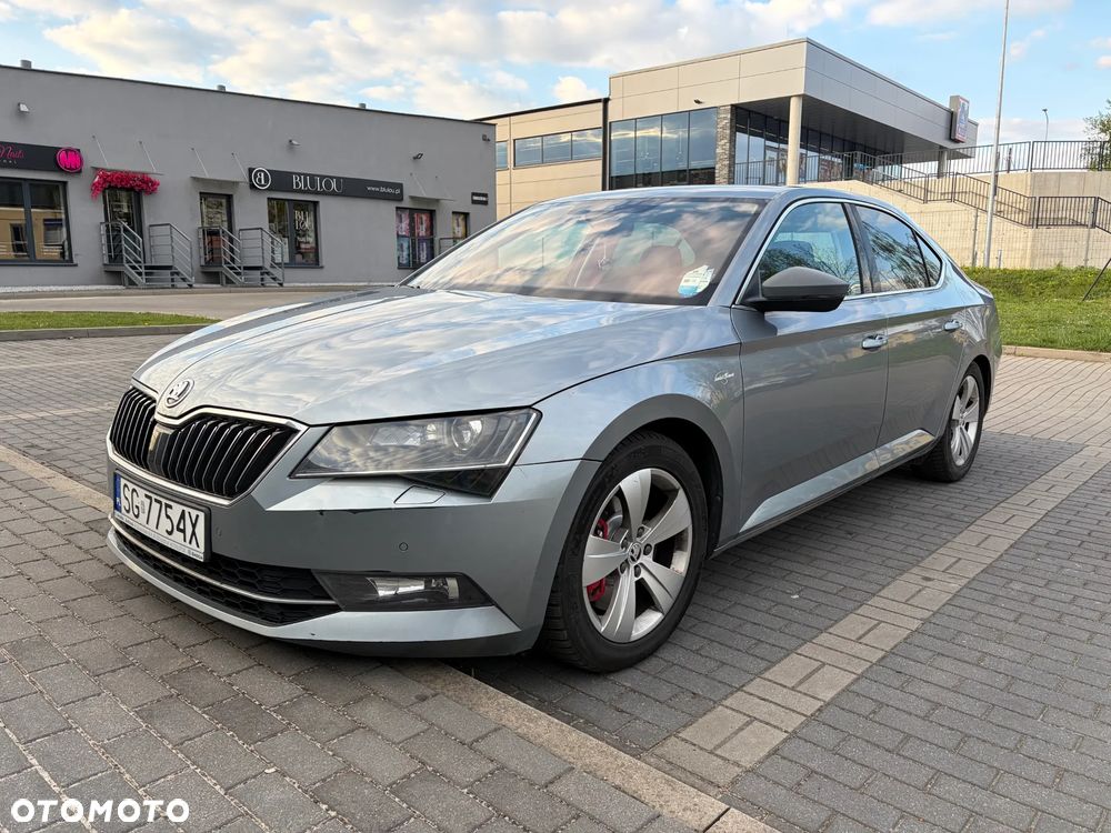 Skoda Superb 2.0 TSI L&K DSG - 4