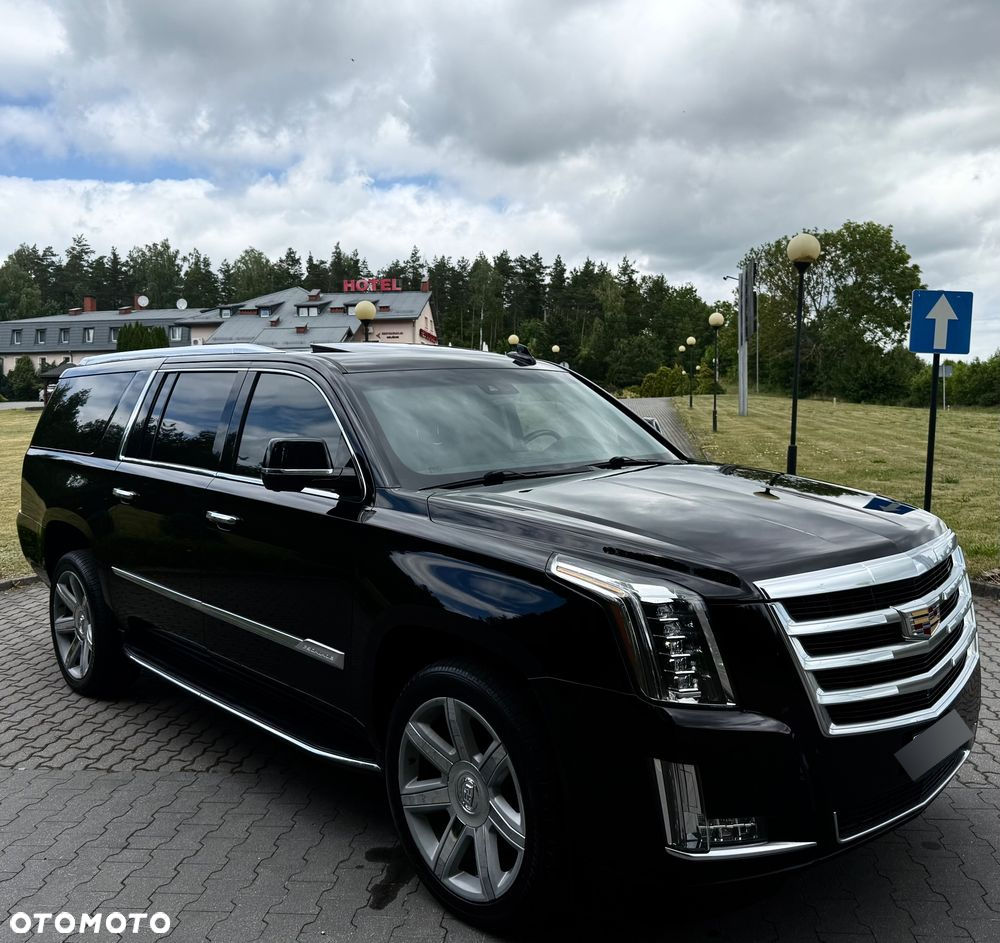 Cadillac Escalade ESV 6.2 V8 AWD AT Platinum - 4
