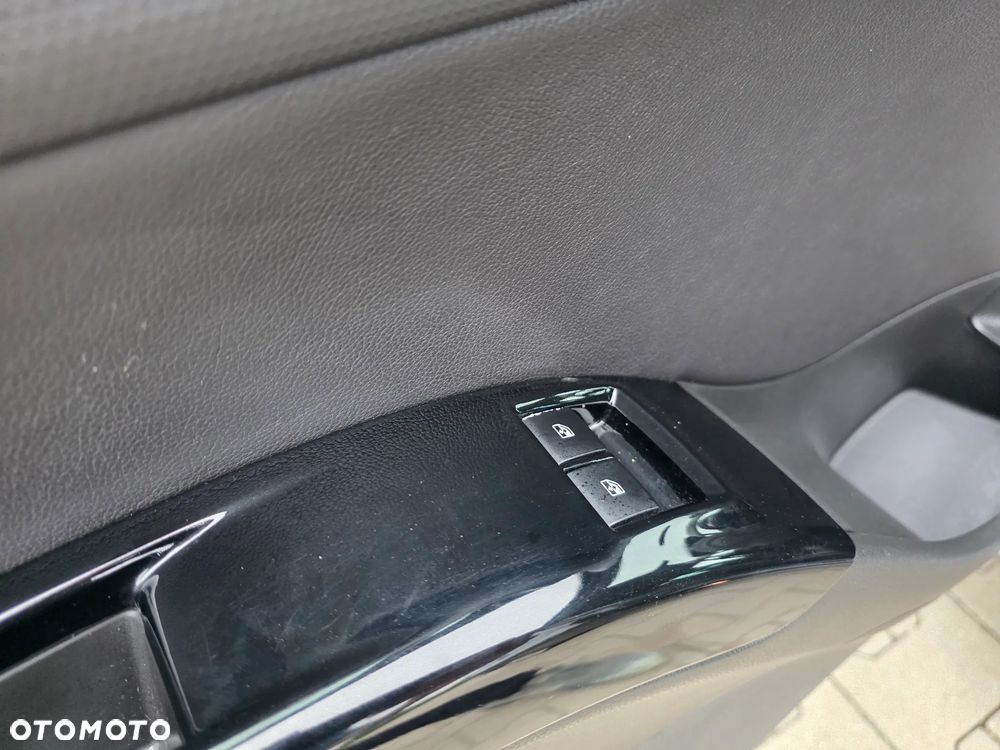 Opel Meriva - 18