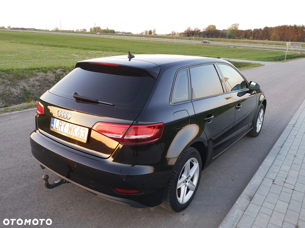 Audi A3 Sportback 1.6 TDI S tronic sport - 27