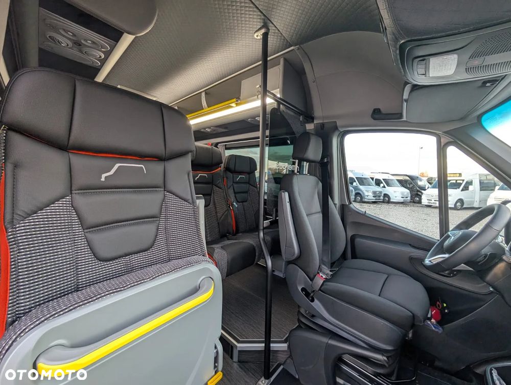 Mercedes-Benz Sprinter 519 - 16