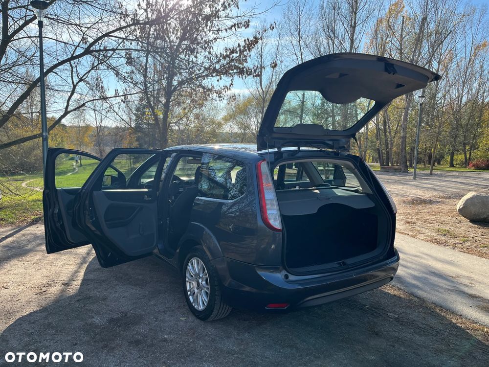 Ford Focus 1.6 TDCi Silver X - 15