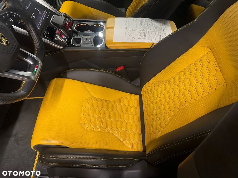 Lamborghini Urus - 9