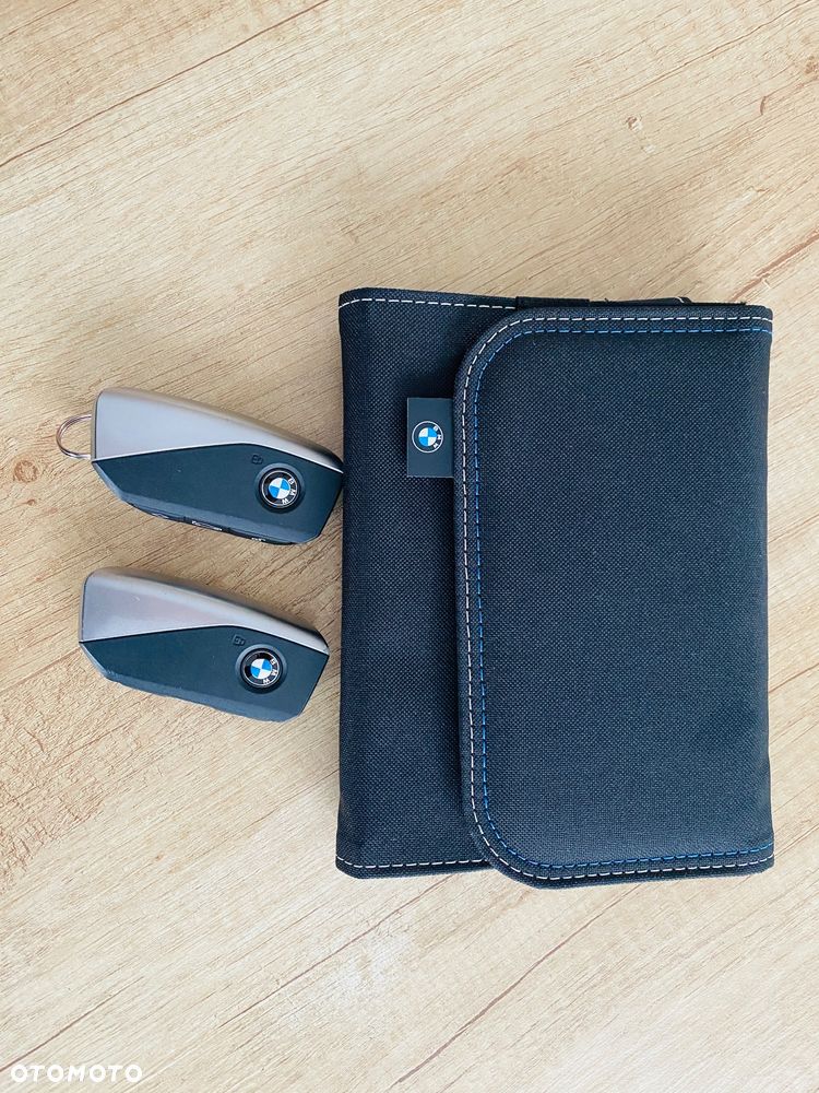 BMW iX1 xDrive30 66.5kWh xLine - 36