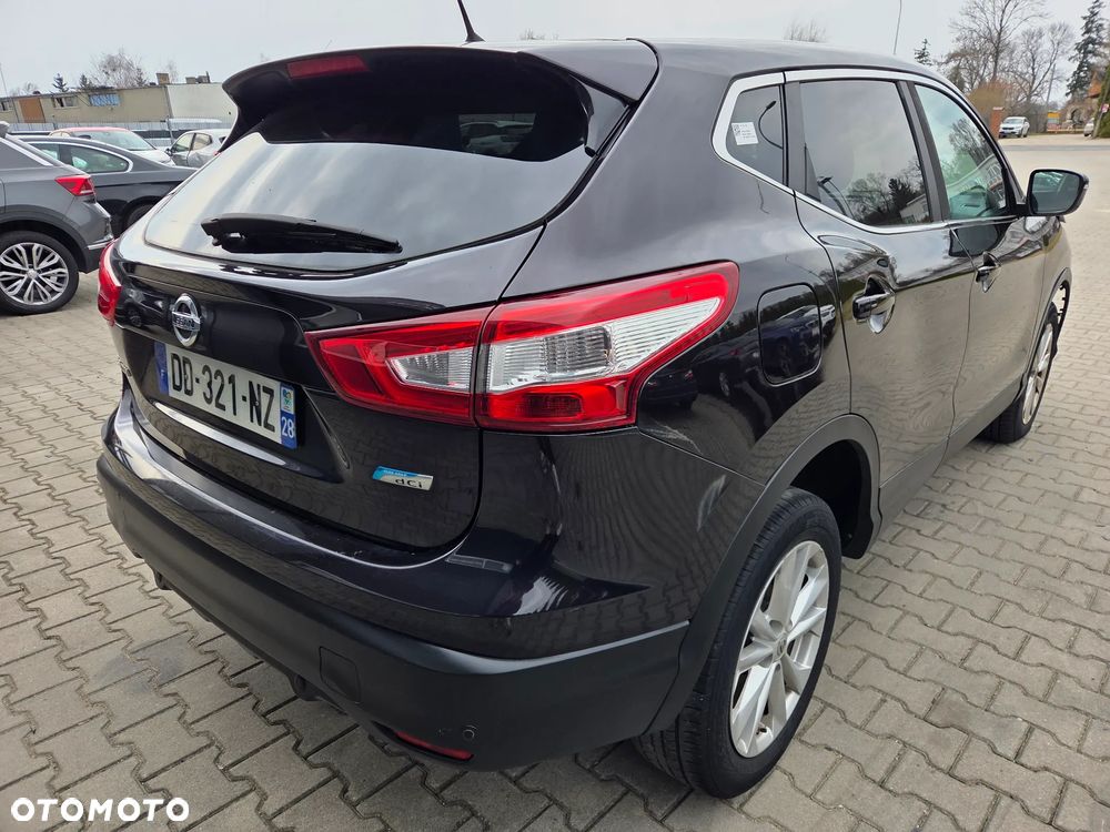 Nissan Qashqai 1.5 dCi DPF visia - 1