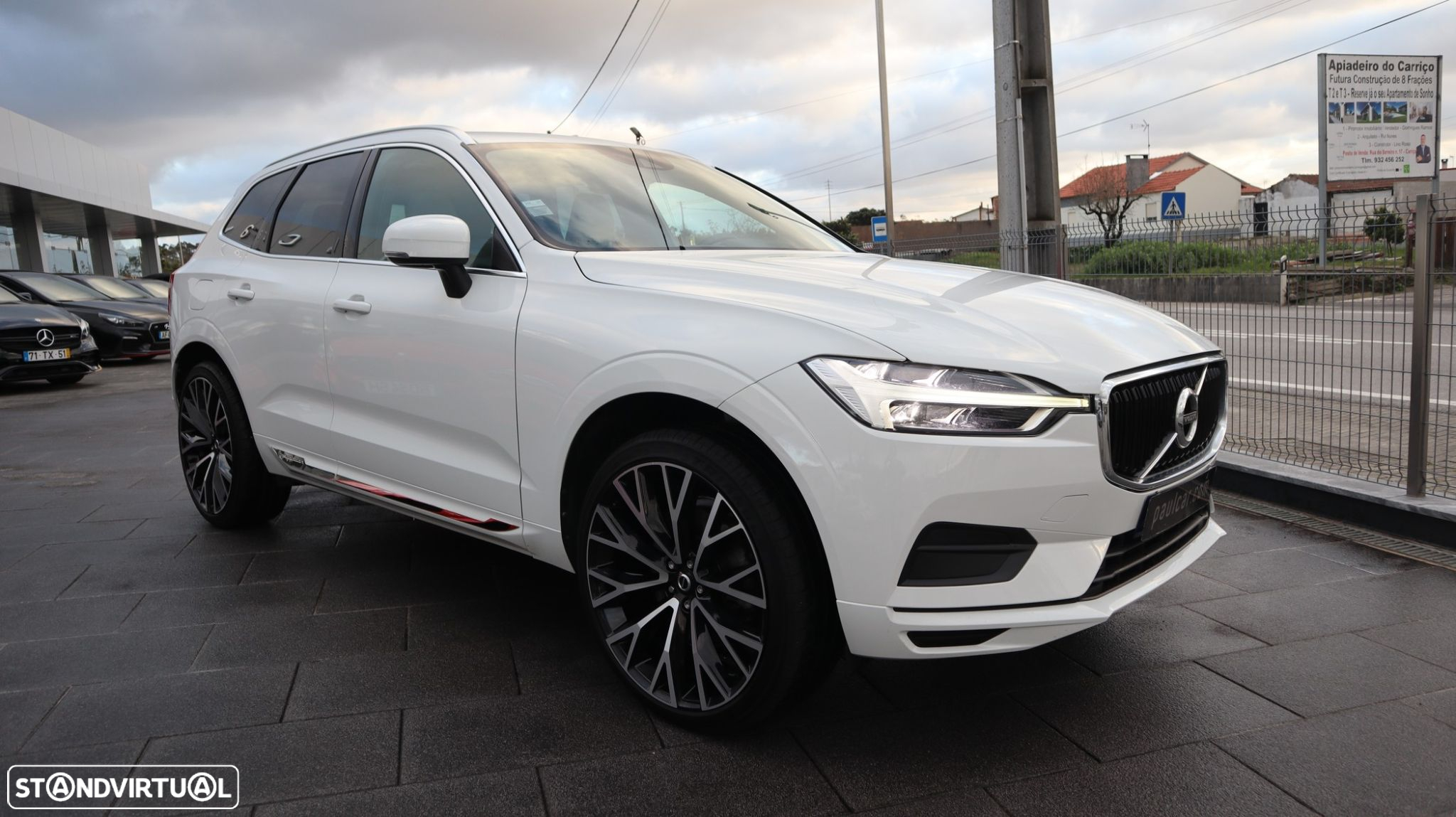 Volvo XC 60 2.0 B5 Inscription AWD - 9