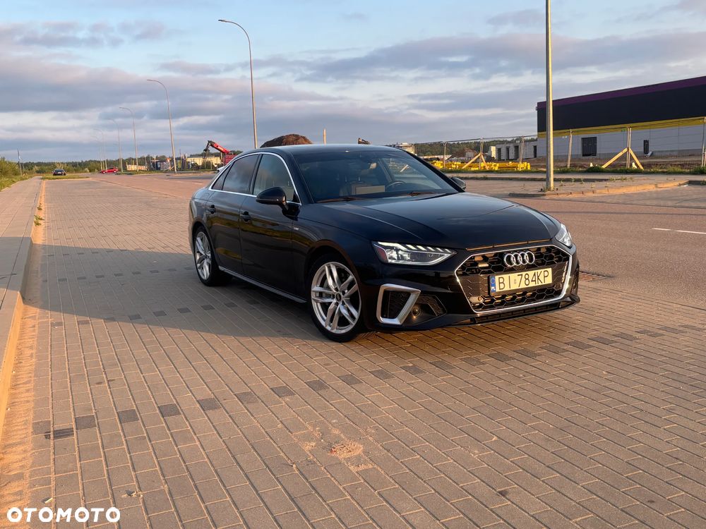 Audi A4 Limousine - 12