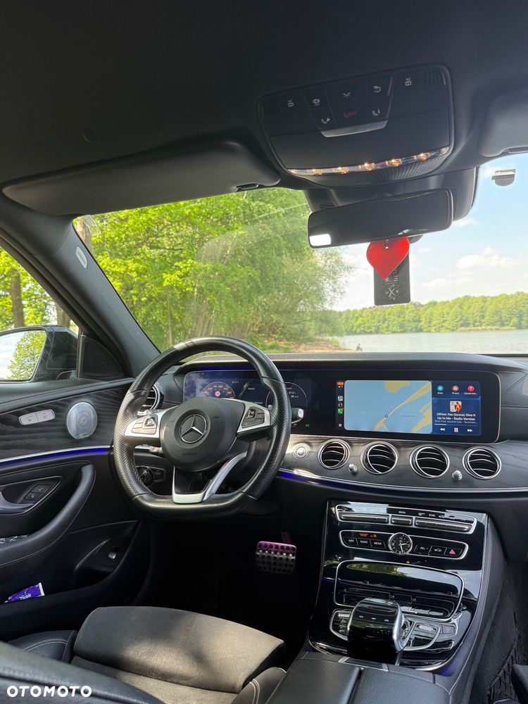 Mercedes-Benz Klasa E 220 d 9G-TRONIC - 14