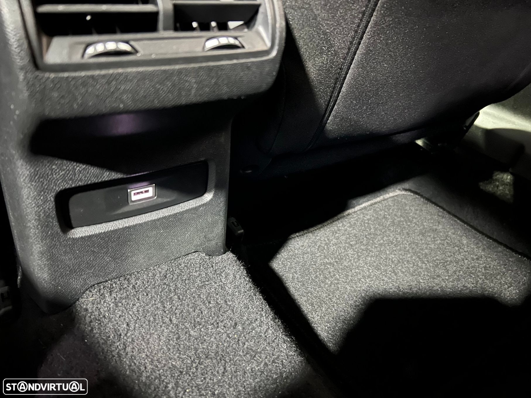 Citroën C4 1.2 PureTech Feel Pack - 27