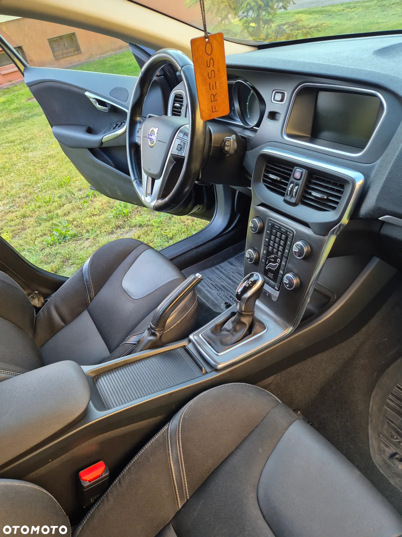 Volvo V40 D2 Momentum - 27