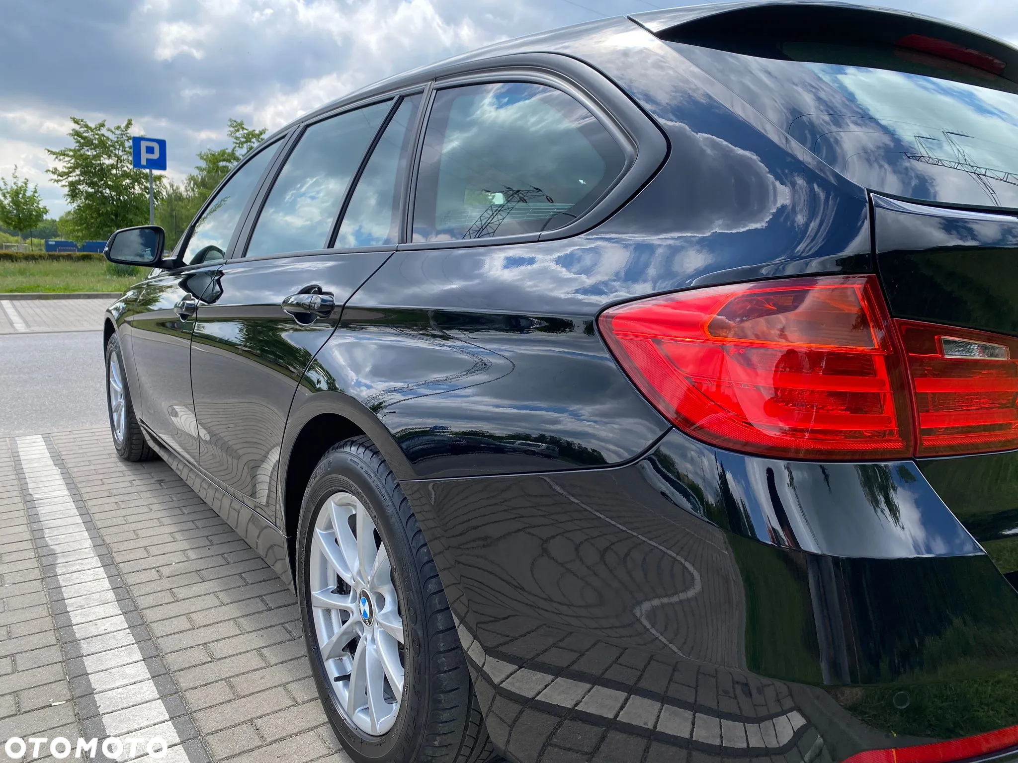 BMW Seria 3 320d Touring Luxury Line - 11