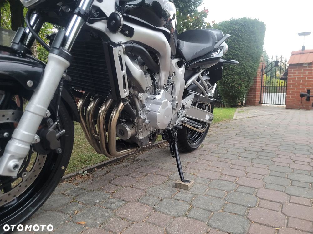 Yamaha FZ6 - 21