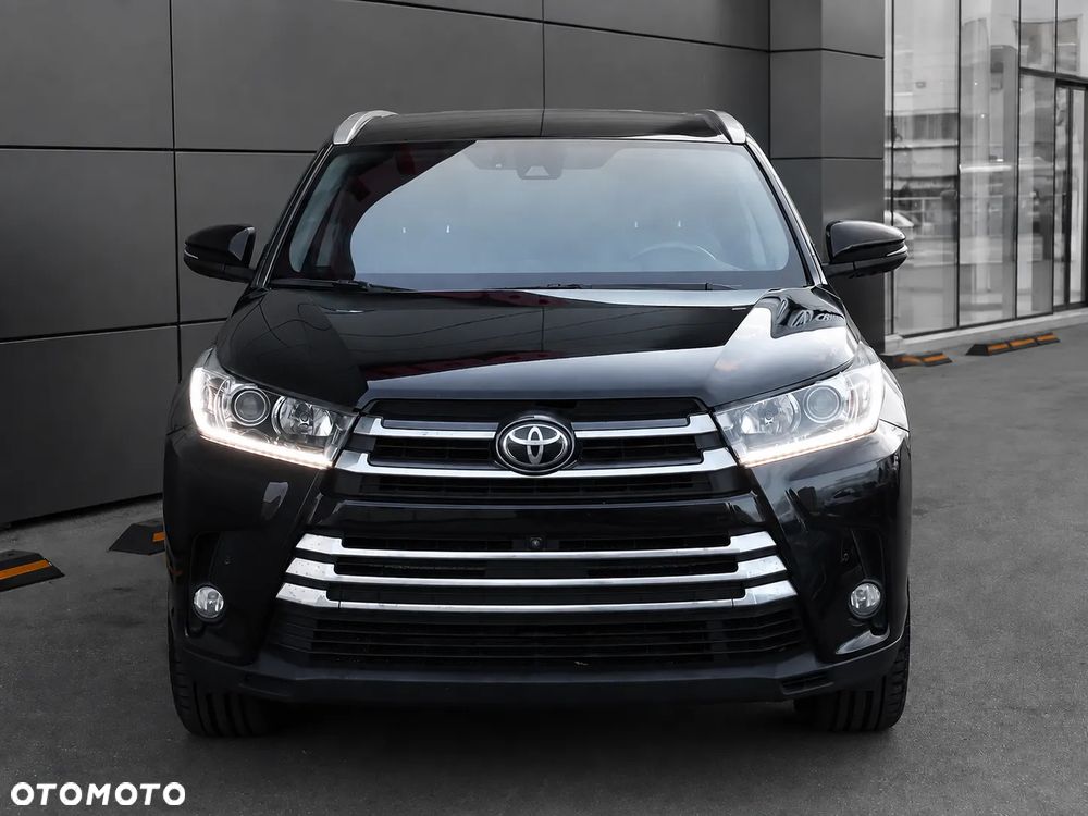 Toyota Highlander - 3