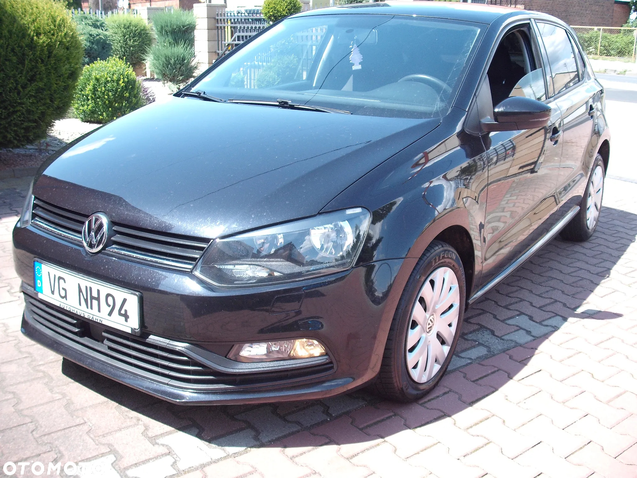 Volkswagen Polo - 2
