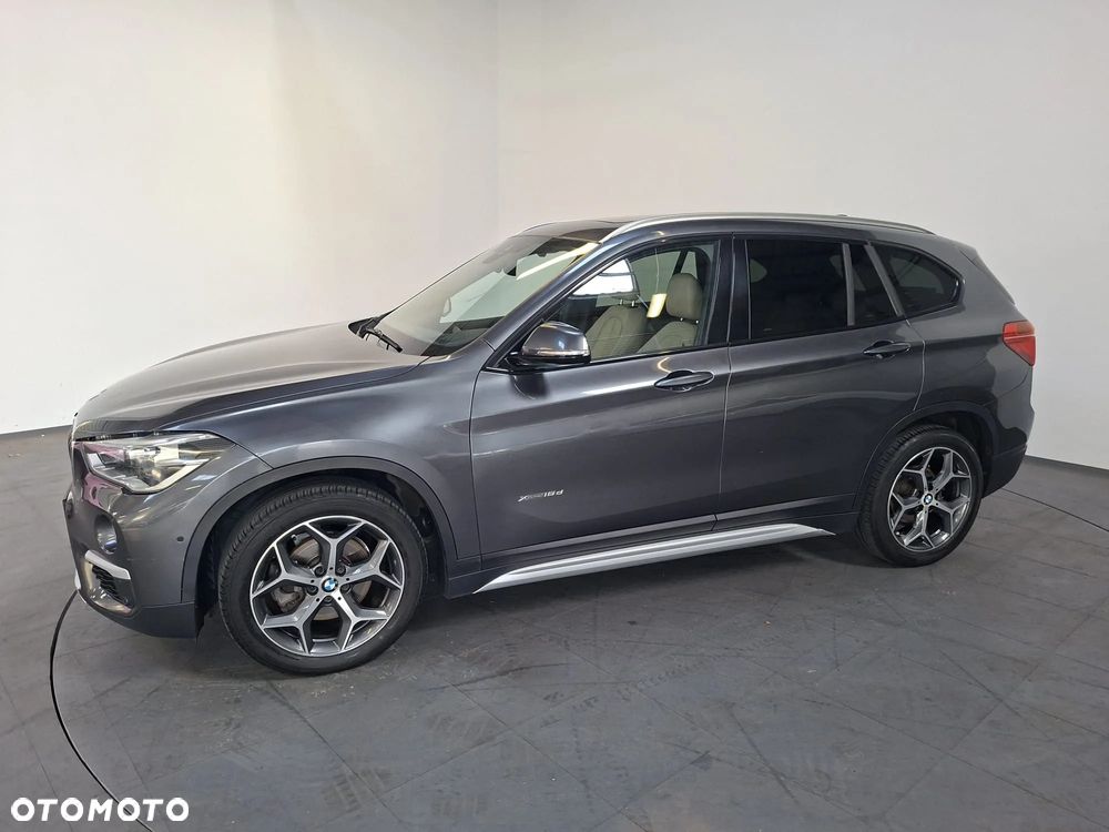 BMW X1 xDrive18d xLine - 8