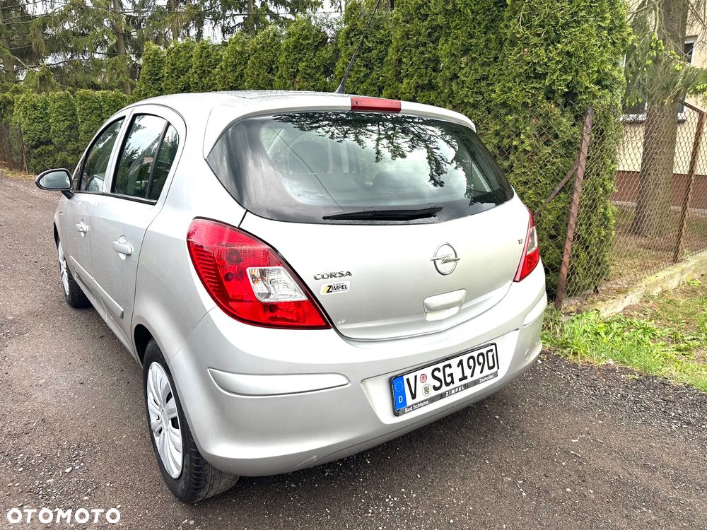 Opel Corsa 1.2 16V Innovation - 6