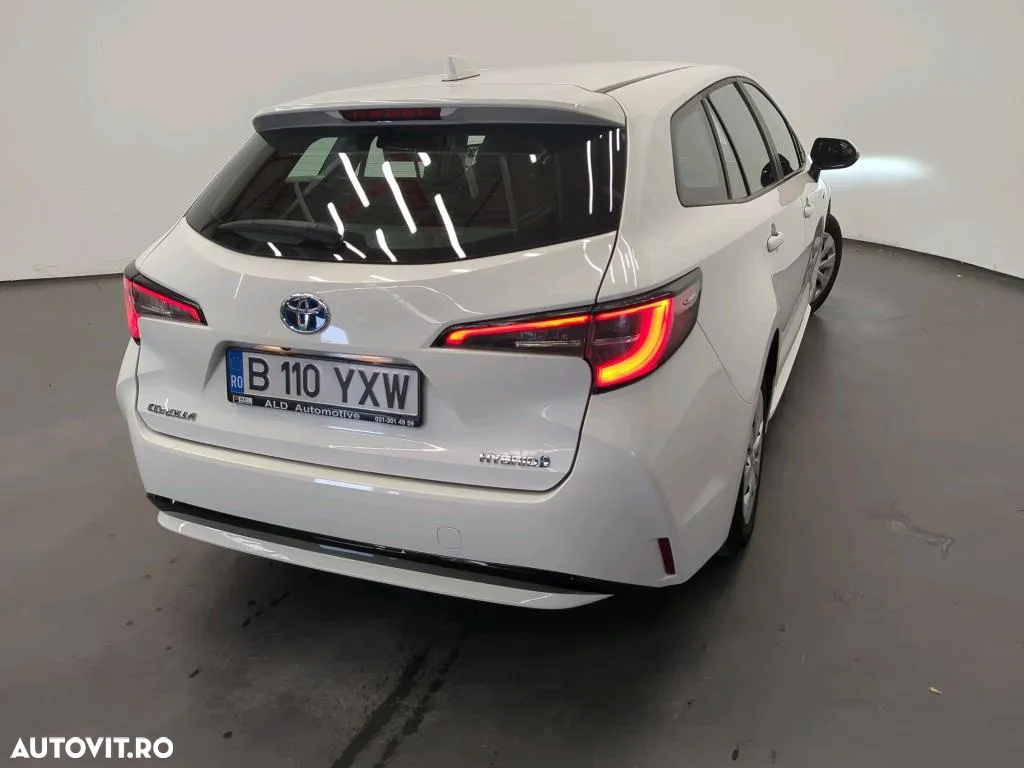 Toyota Corolla - 2