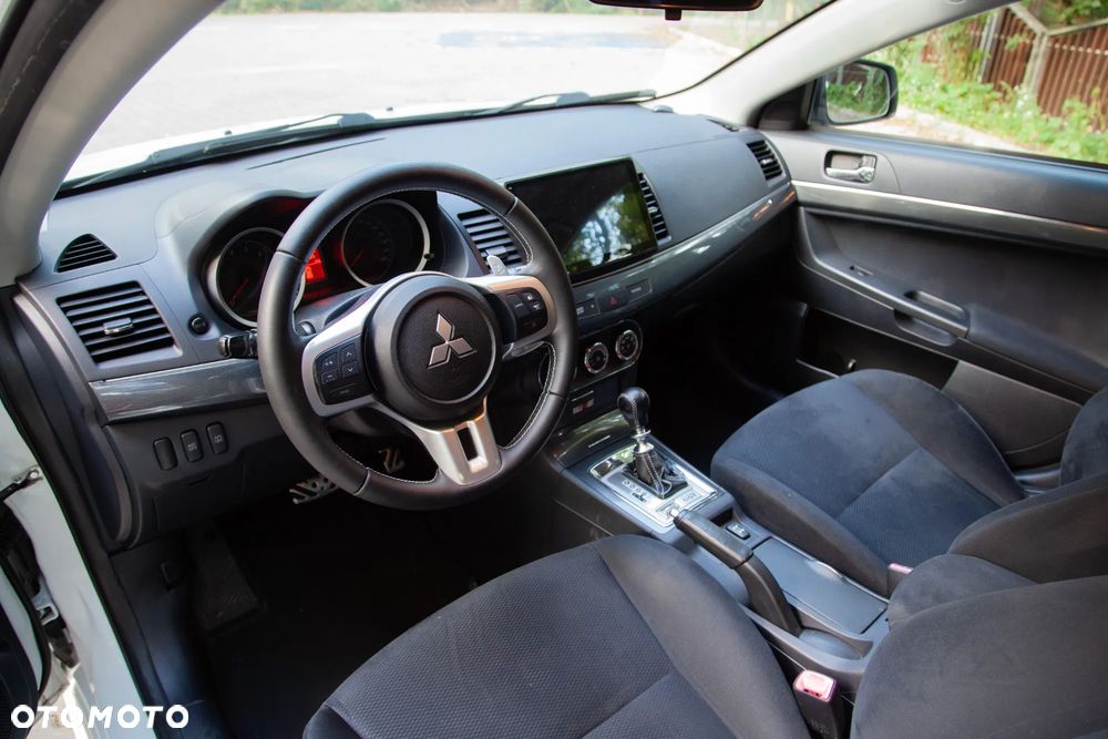 Mitsubishi Lancer 2.0 Ralliart MR - 19