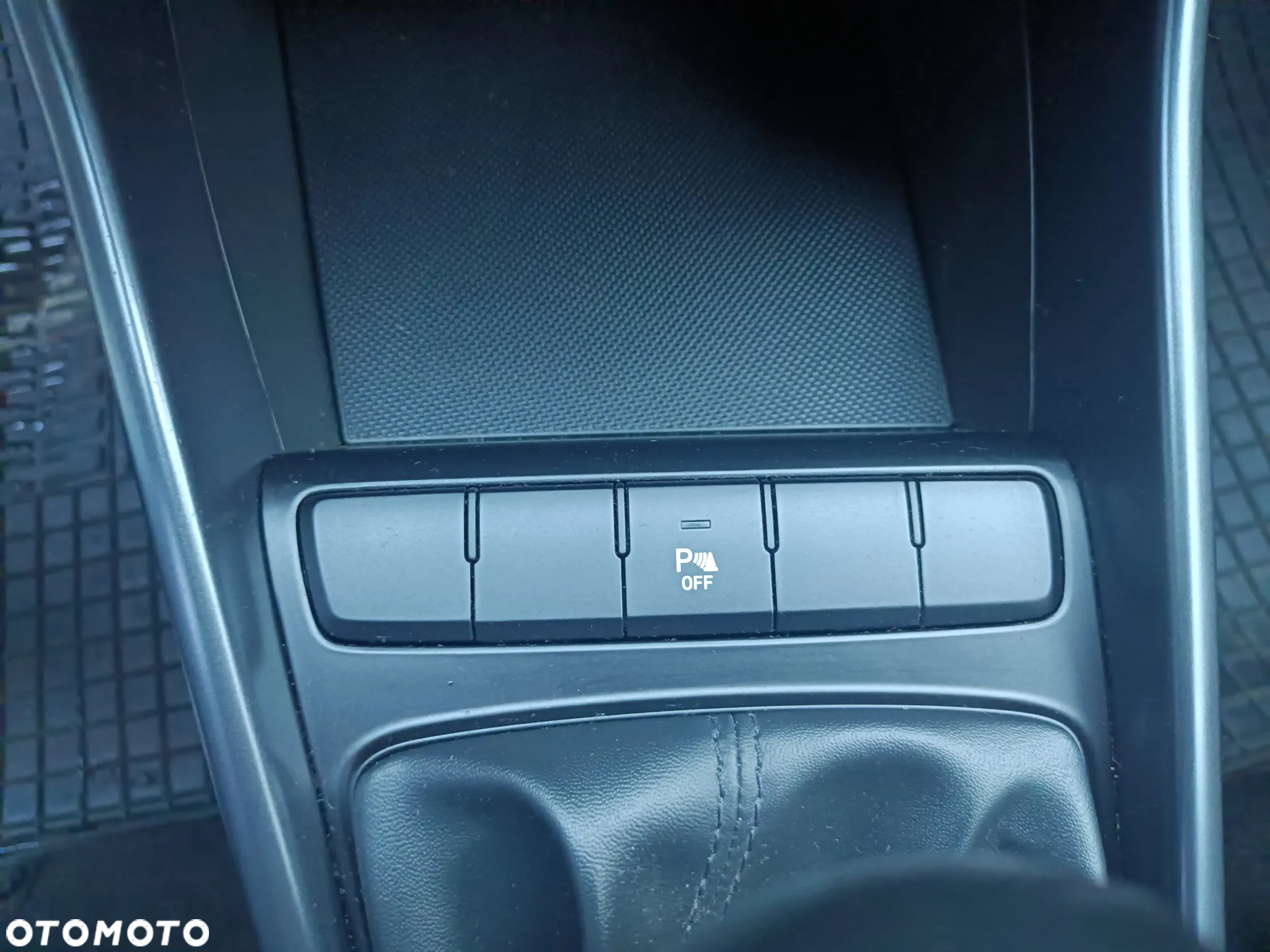 Hyundai i20 - 18