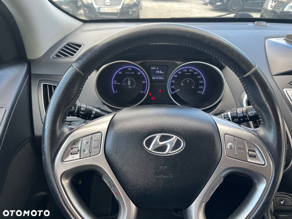 Hyundai ix35 2.0 CRDi Premium 2WD - 10