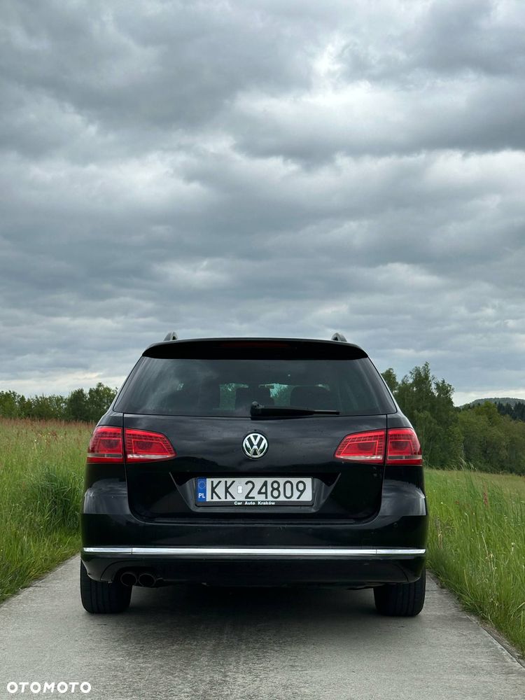 Volkswagen Passat 2.0 TDI Comfortline R-Style - 7