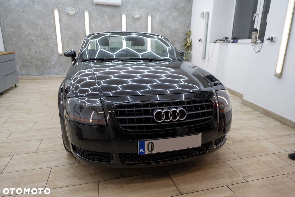 Audi TT Roadster - 2