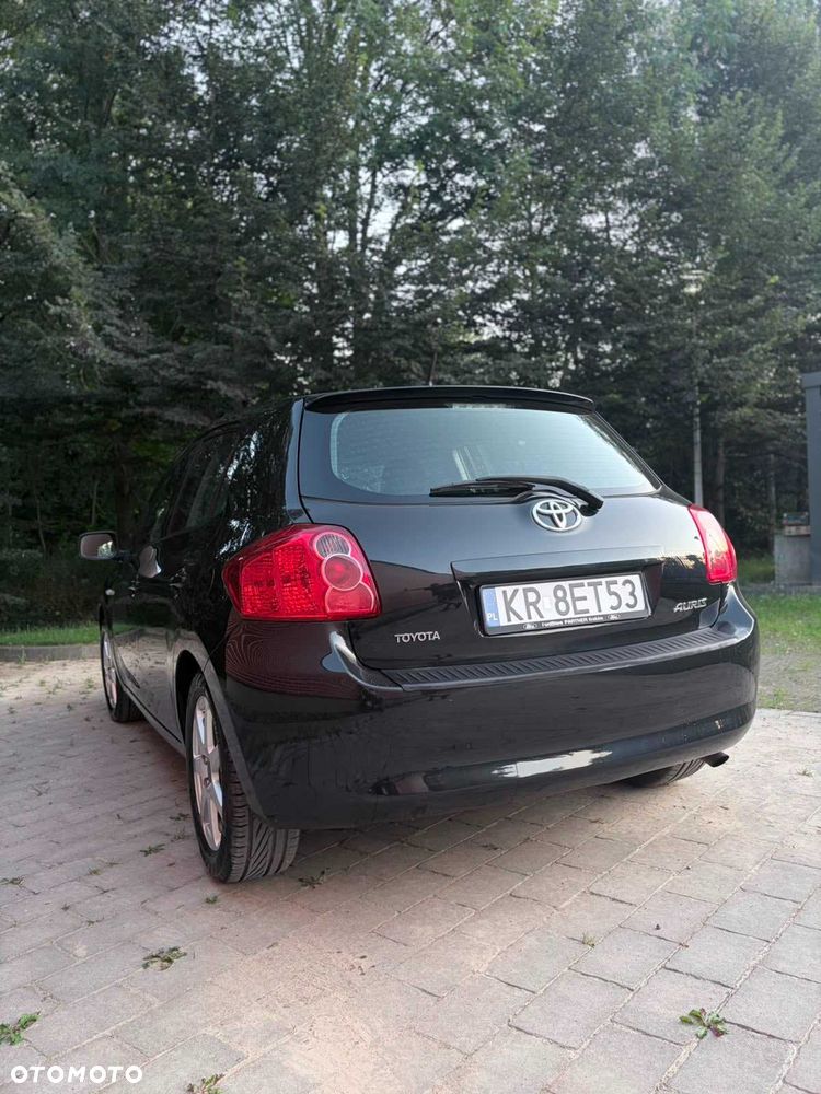 Toyota Auris - 3