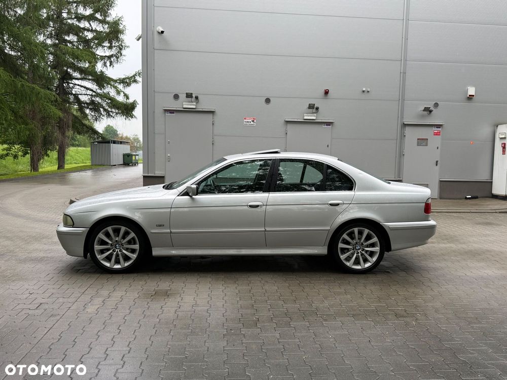 BMW Seria 5 - 10