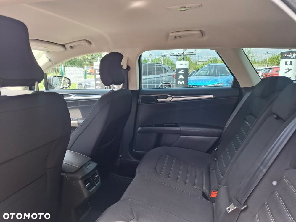 Ford Mondeo SW - 23