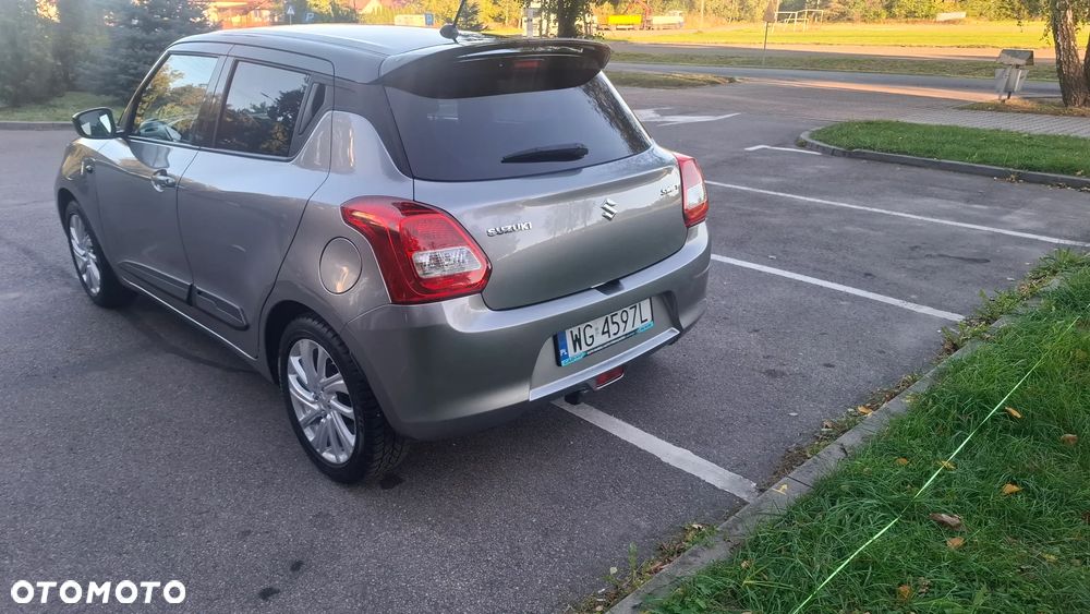 Suzuki Swift 1.2 Premium Plus - 5