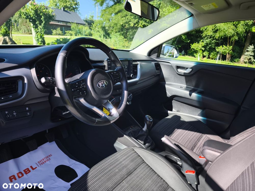 Kia Stonic 1.6 CRDi SCR L - 19