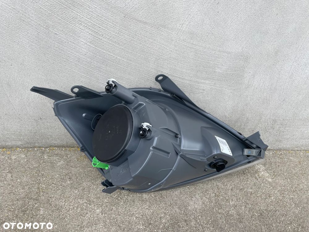 LAMPA PRZEDNIA LEWA FORD FIESTA MK6 LIFT  2005-2008 - NOWA AL - 2