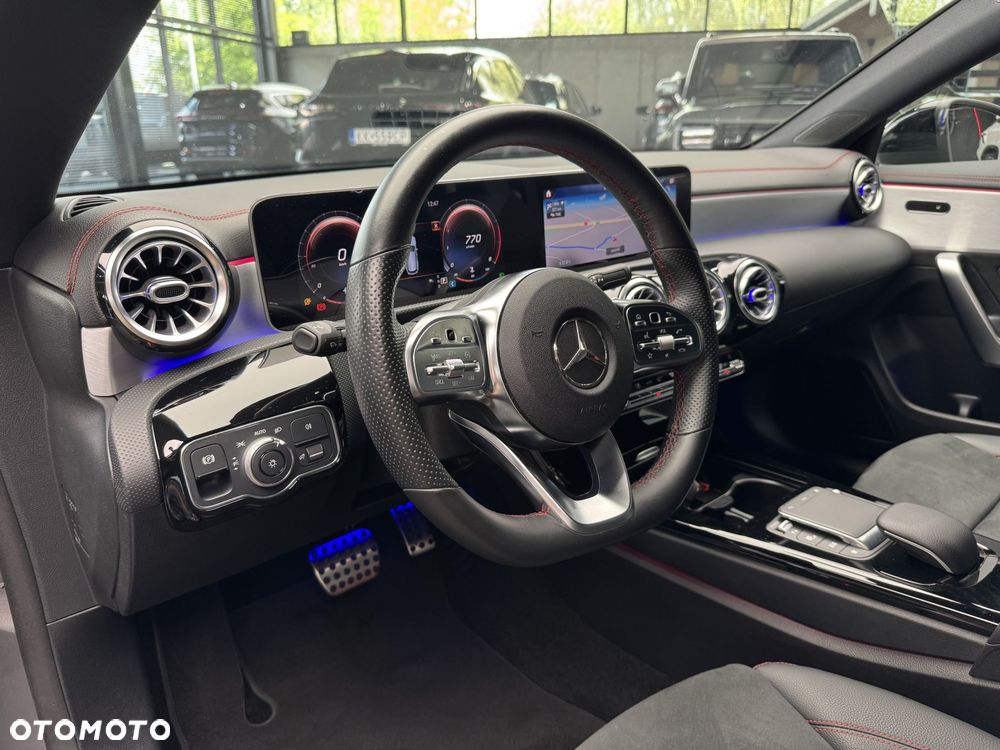 Mercedes-Benz CLA 200 AMG Line 7G-DCT - 10