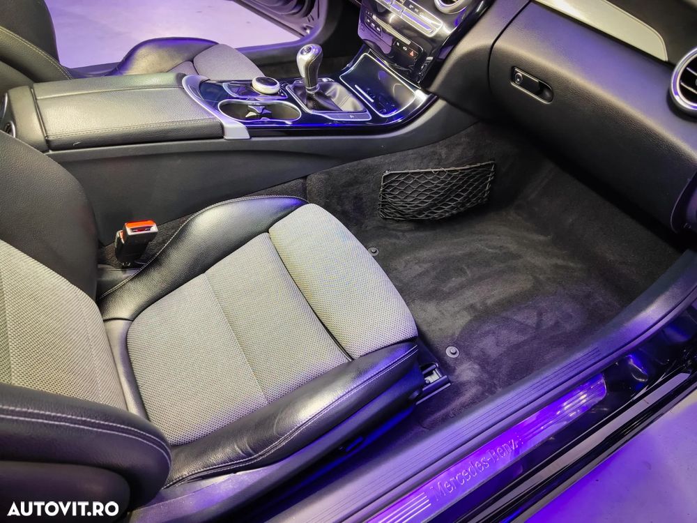 Mercedes-Benz C 220 CDI - 21