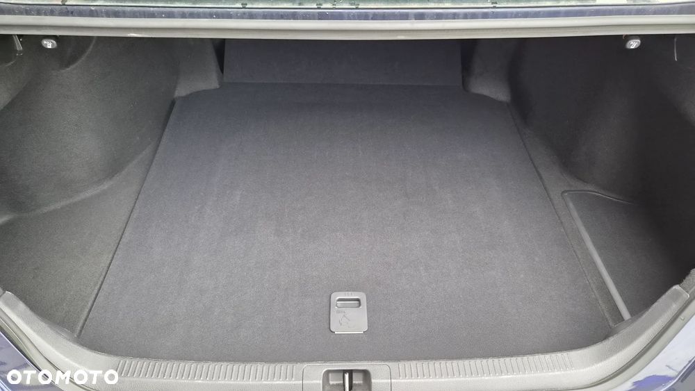 Toyota Camry 2.5 Hybrid Dynamic Force Prestige e-CVT - 20